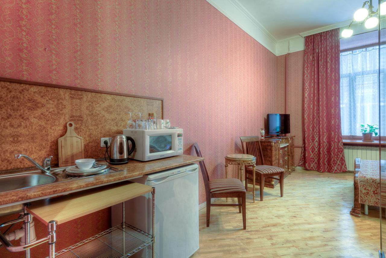Mini Hotel City On Nevsky San Pietroburgo Esterno foto